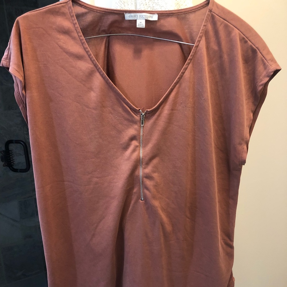 Short sleeved shirt